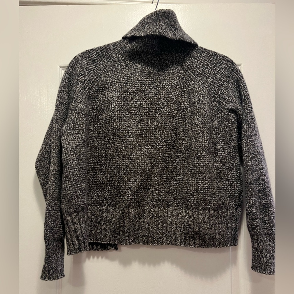 Madewell Turtleneck with open back in peppered black/gray
